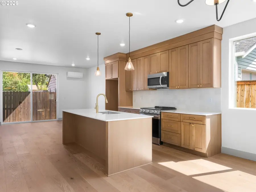 7686 N Montana Ave #6, Portland, OR 97217 - #3
