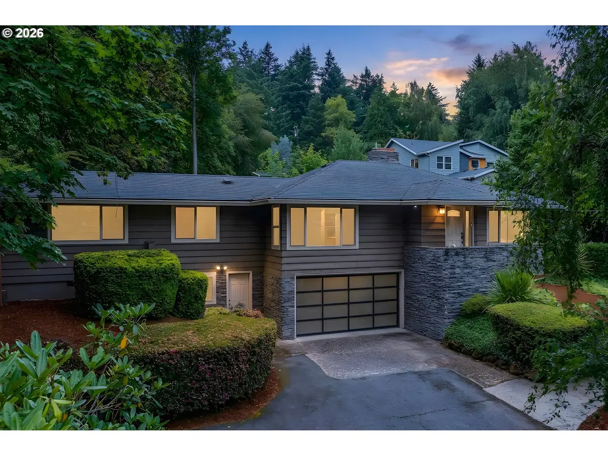 9940 SW Terwilliger Blvd, Portland, OR 97219 - #1