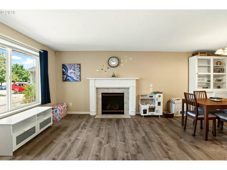 35365 Oakwood Dr, Saint Helens, OR 97051 - #3