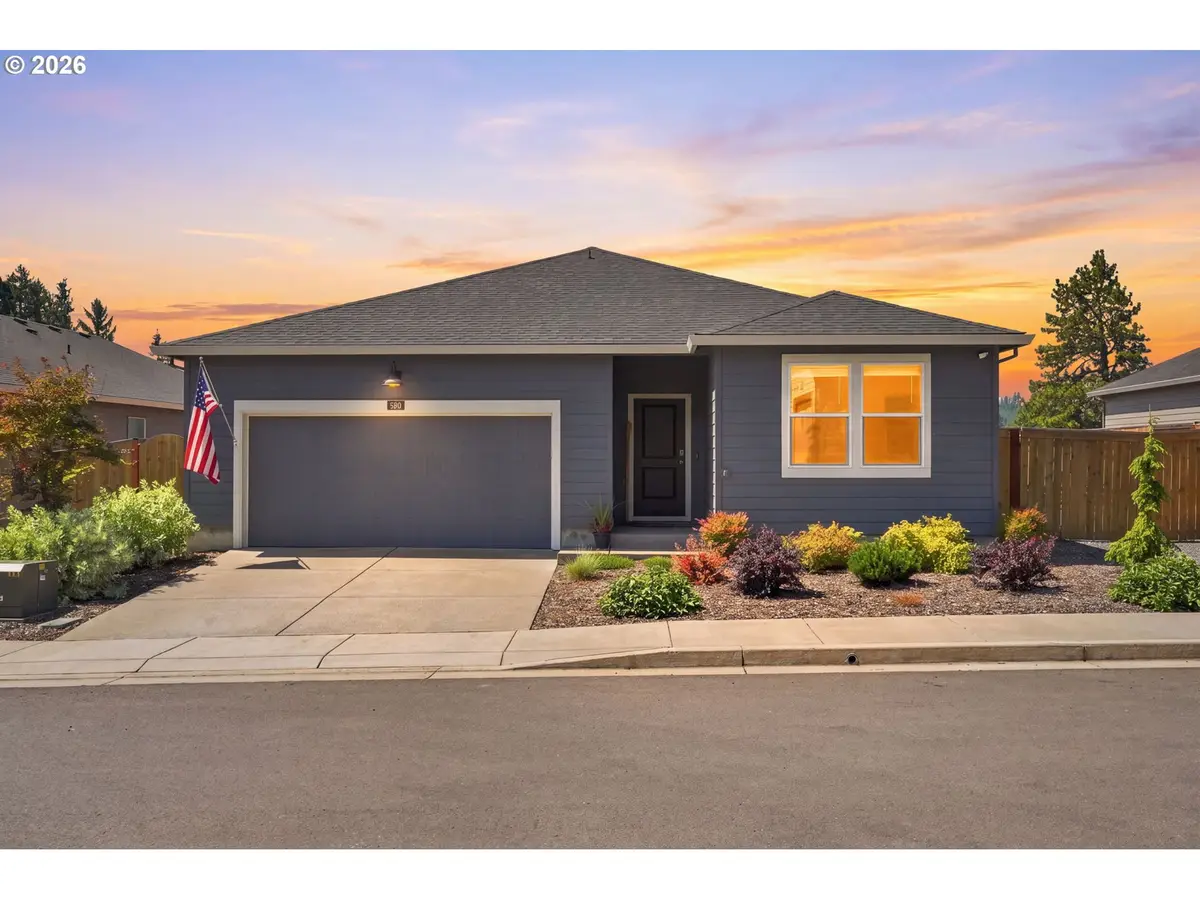 580 Wetleau Dr, Lowell, OR 97452 - #1