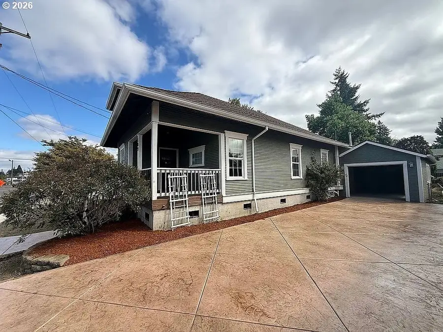 816 NE Baker St, McMinnville, OR 97128 - #2