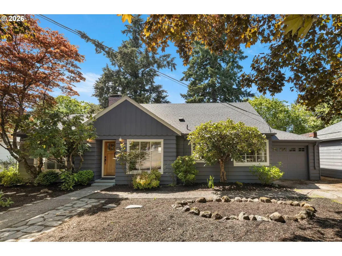 7939 SW 11th Ave, Portland, OR 97219 - #1