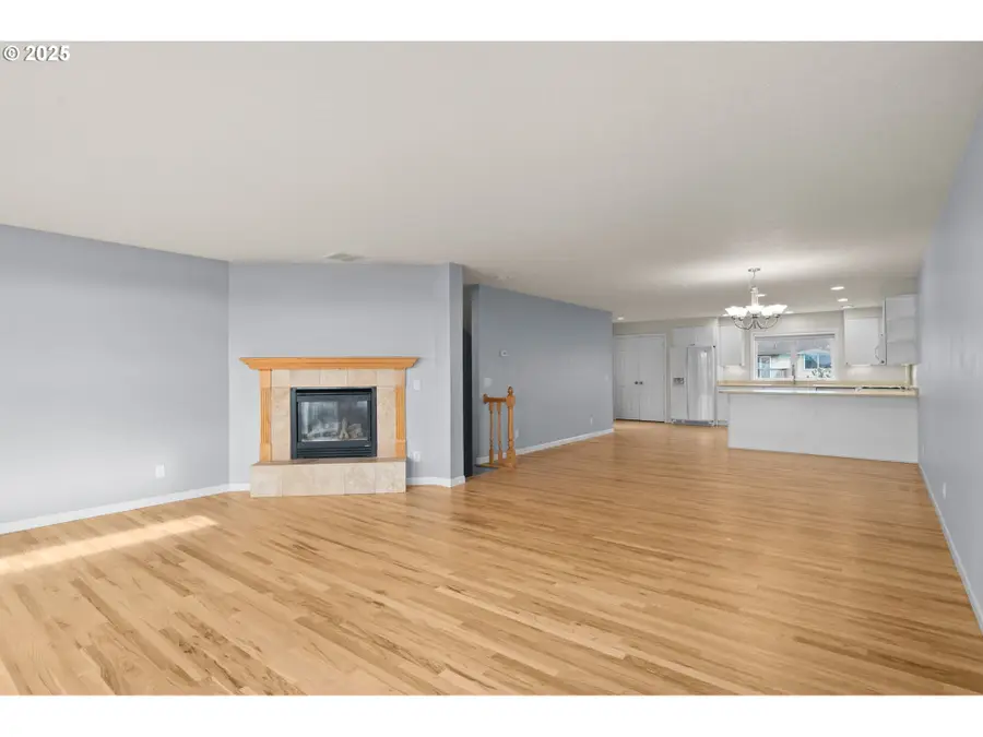 906 SW 7th St #B, Newport, OR 97365 - Image #2