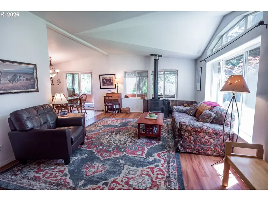 28285 Spencer Creek Rd, Eugene, OR 97405 - #2