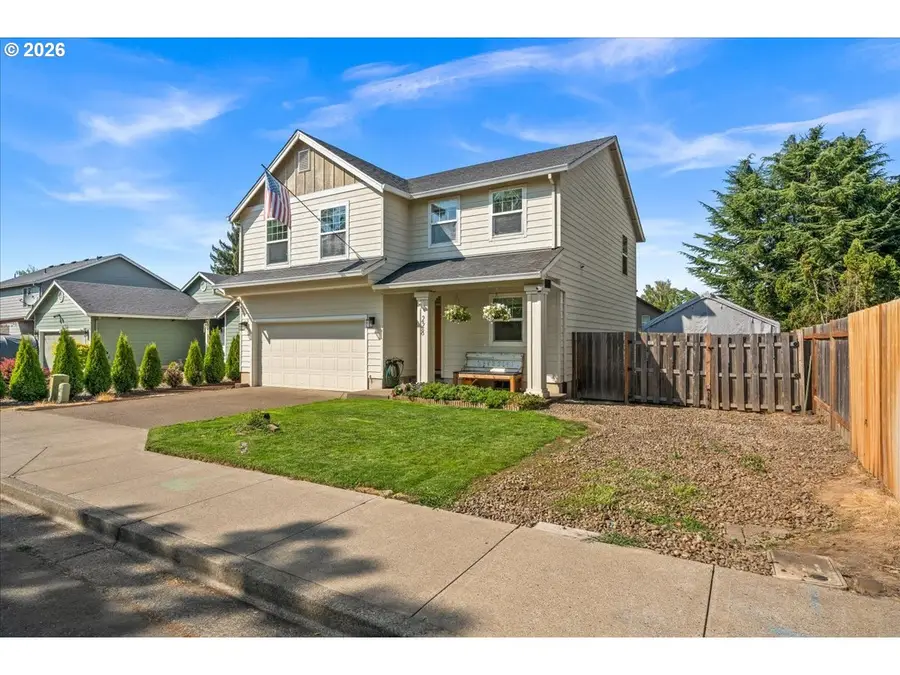 228 E 12th St, Lafayette, OR 97127 - #2