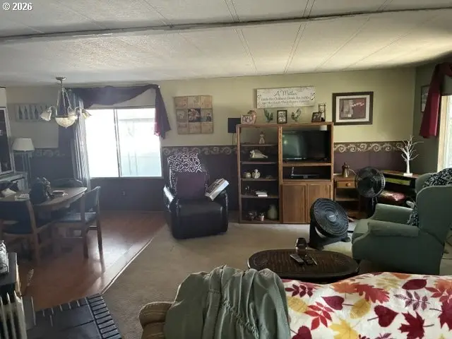 Sandy Blvd Ne #15, Fairview, OR 97024 - #3