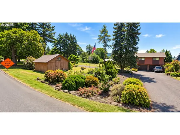 9798 SE Hillcrest Rd, HappyValley, OR 97086