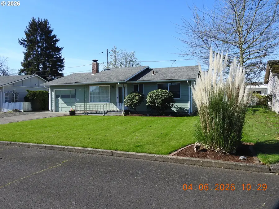 1415 Thompson Rd, Woodburn, OR 97071 - #3