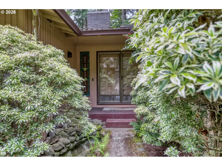 9924 SE Nancy Ct, Northwest Clackamas, OR 97086 - #3