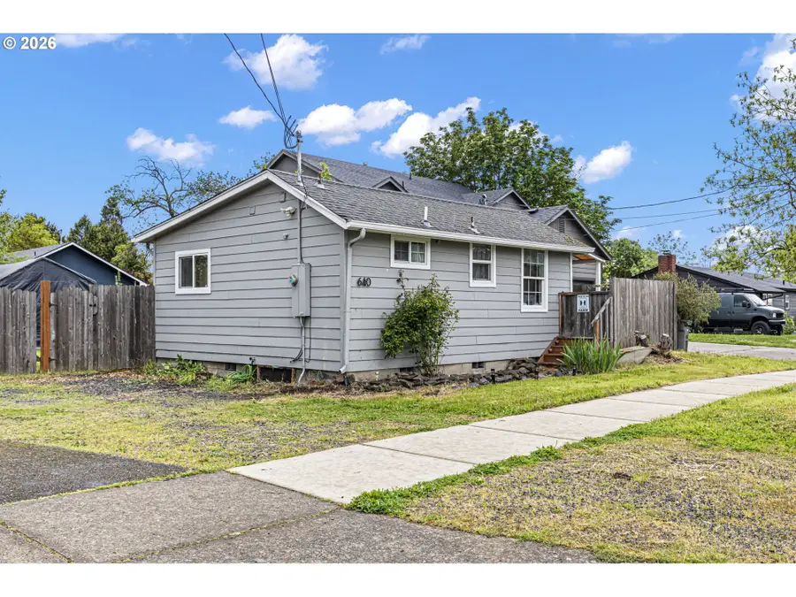 640 N Garden Way, Eugene, OR 97401 - #2