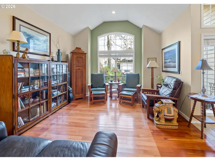 5300 Coventry Ct, Lake Oswego, OR 97035 - Image #3