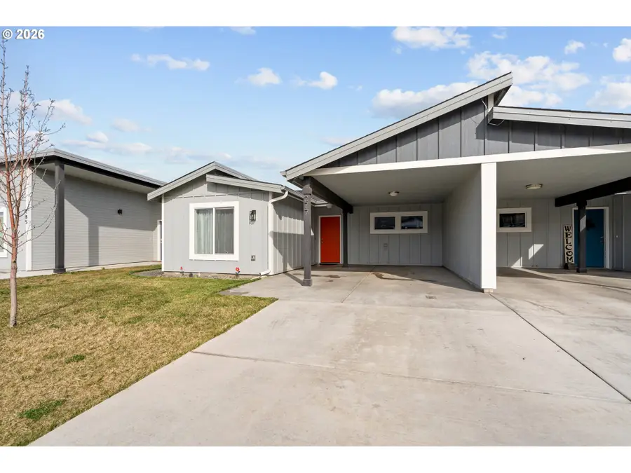 277 Merrick Ave, Umatilla, OR 97882 - #2