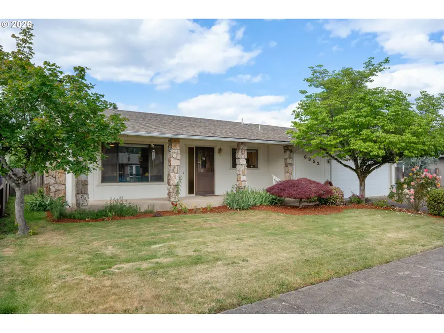 6952 C St, Springfield, OR 97478 - #3