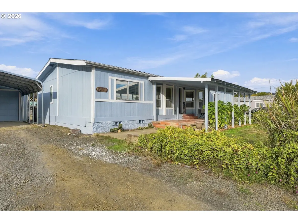 3801 Krohn Ln, Roseburg, OR 97471 - #1
