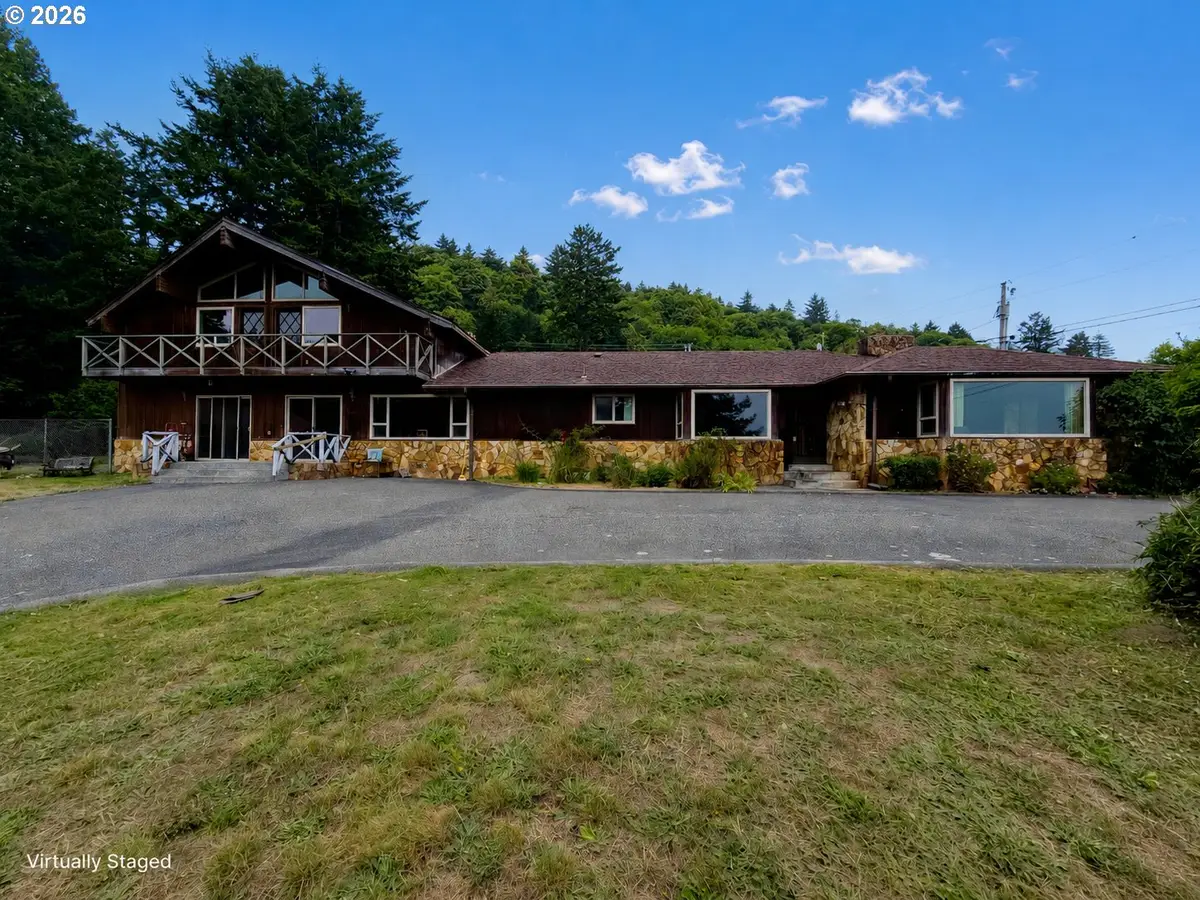 16005 Carson Ln, Brookings, OR 97415 - #1
