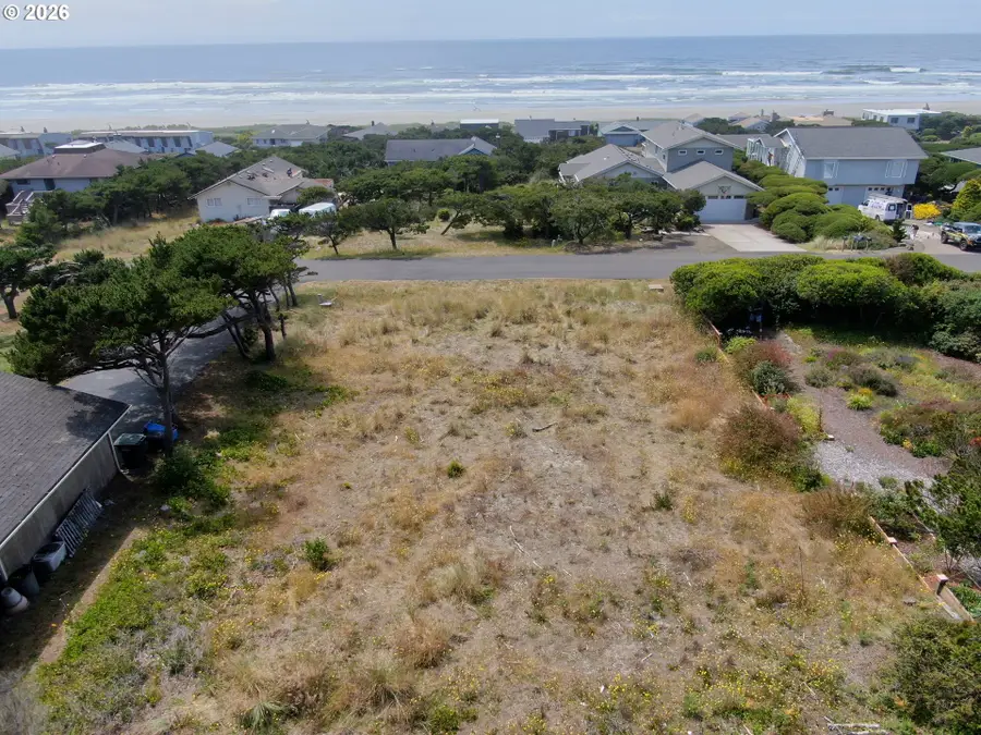 3409 NW Hidden Lake Dr, Waldport, OR 97394 - #3
