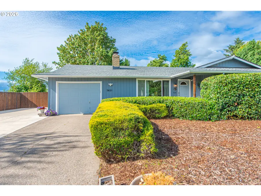 5621 Cody Ave, Eugene, OR 97402 - #2