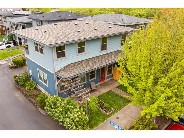 1229 29th St, HoodRiver, OR 97031