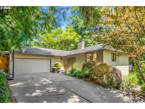 2 Offenbach Pl, LakeOswego, OR 97035