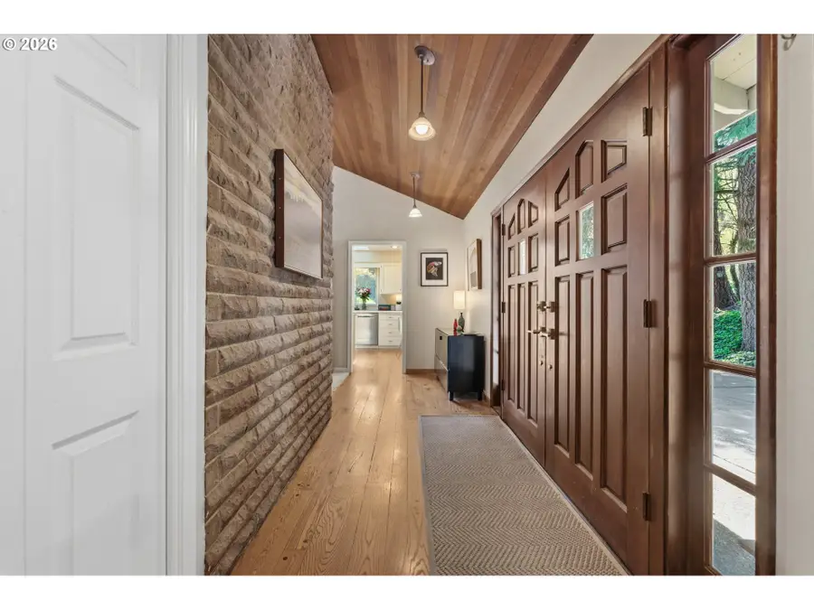 2 Offenbach Pl, Lake Oswego, OR 97035 - #3