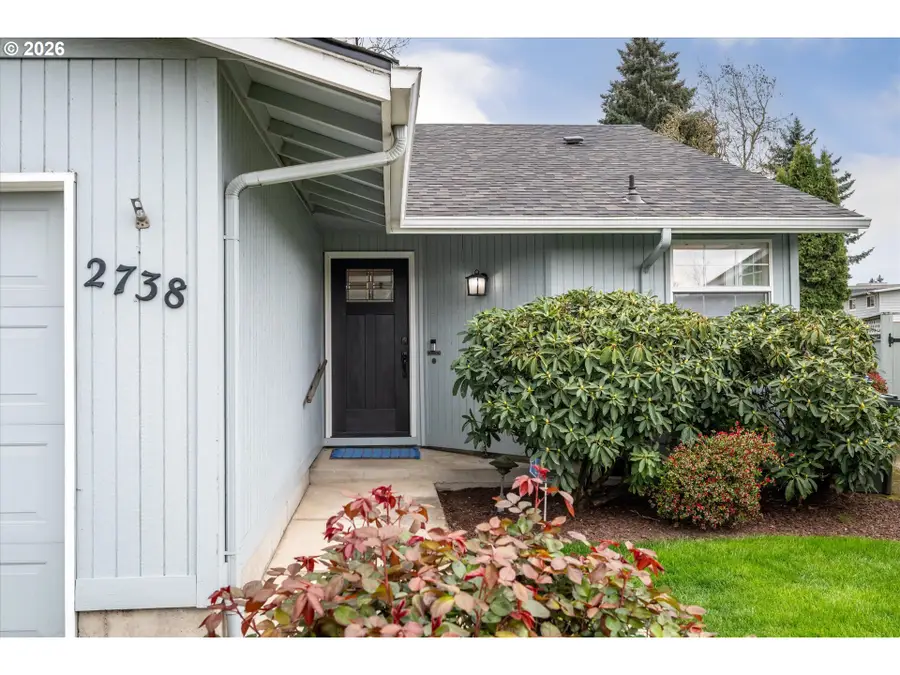 2738 Dayna Ln, Eugene, OR 97408 - #2