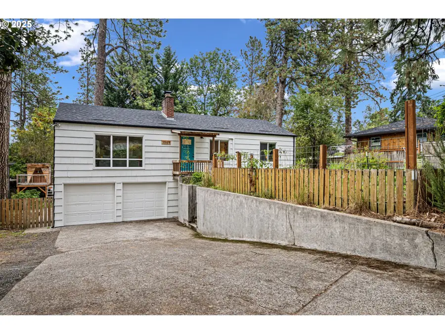 3569 Willamette St, Eugene, OR 97405 - Image #2