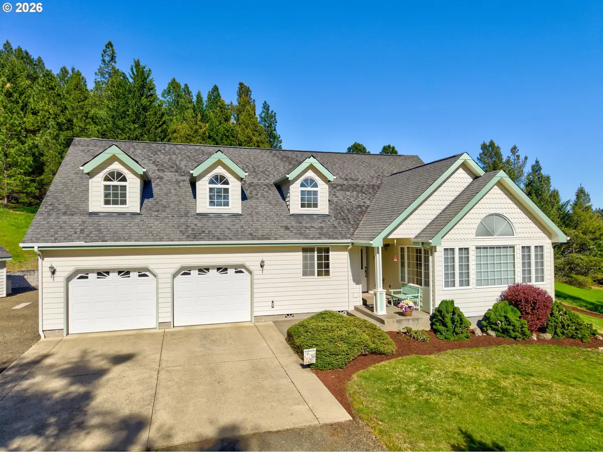 441 Gem Dr, Roseburg, OR 97471 - #1