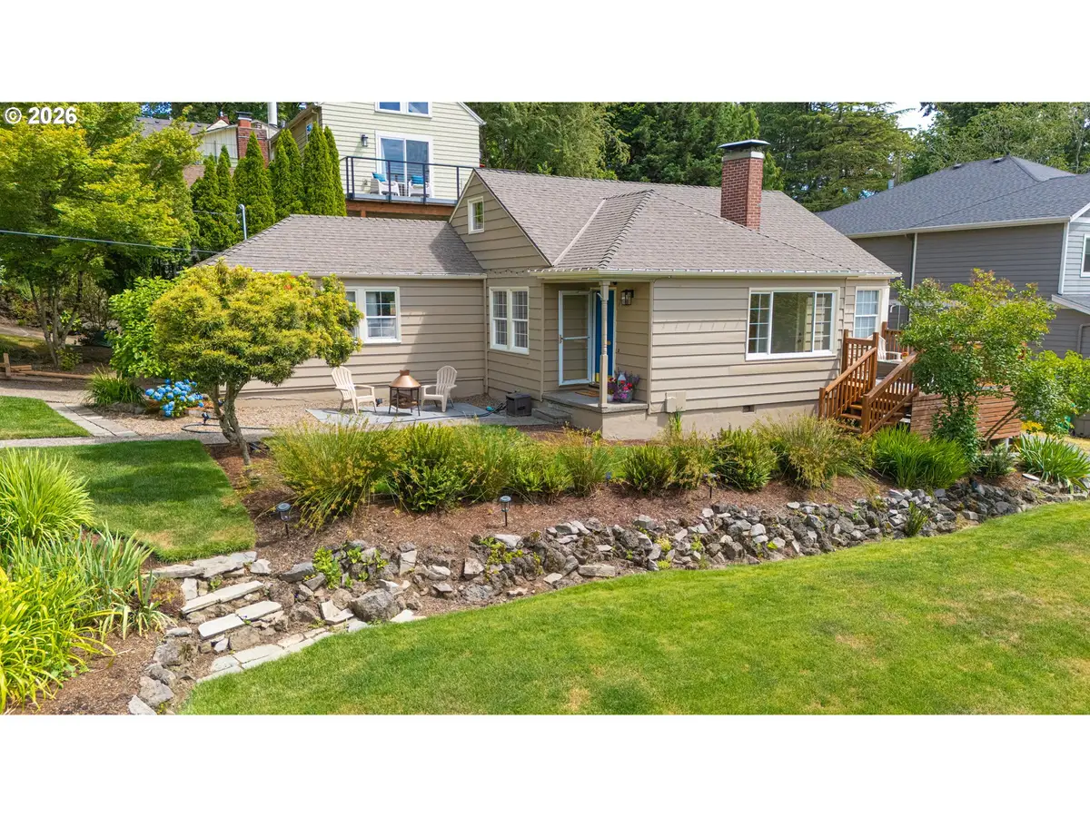7158 SW 4th Ave, Portland, OR 97219 - #1