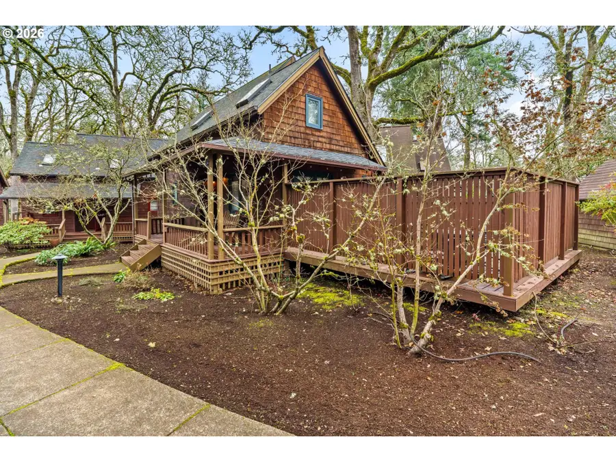 217 Spyglass Dr, Eugene, OR 97401 - Image #3