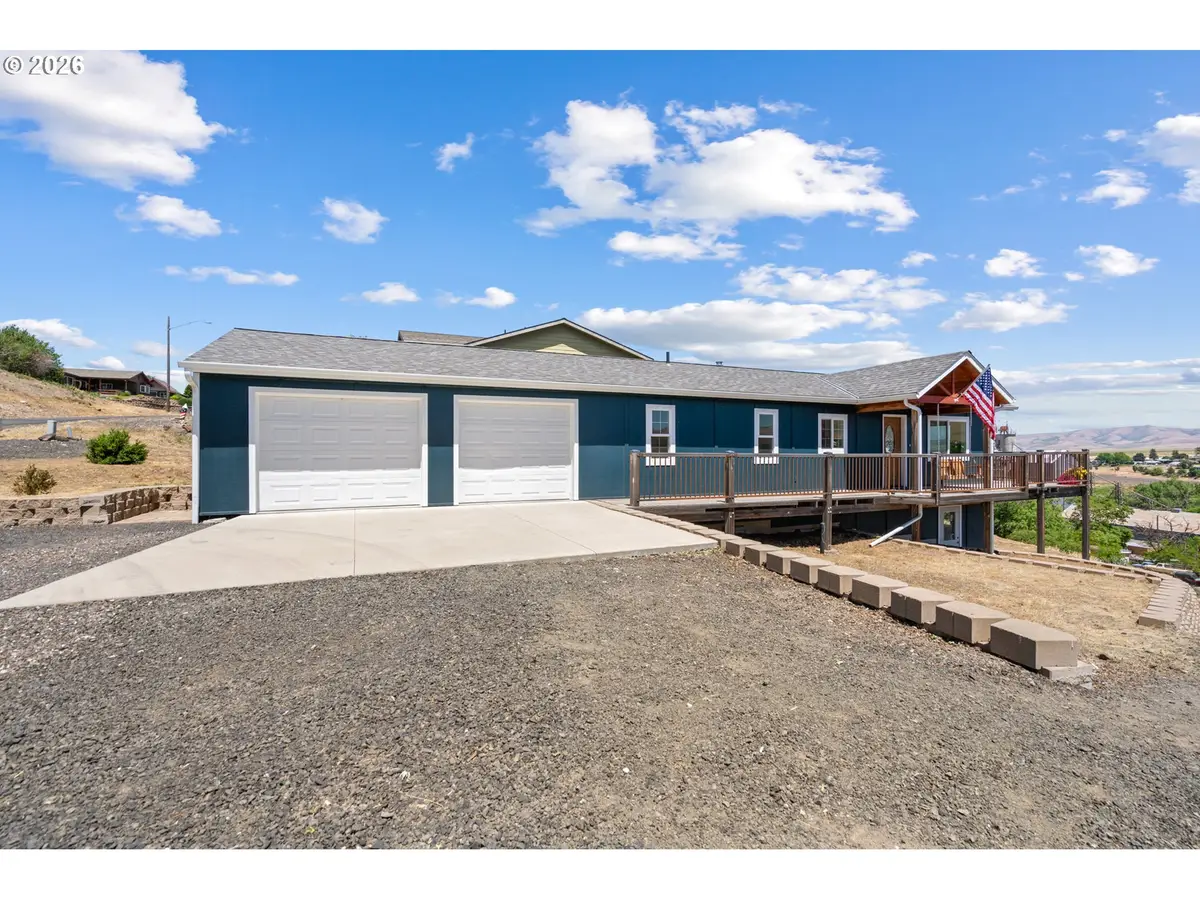 376 NW Elder St, Pilot Rock, OR 97868 - #1