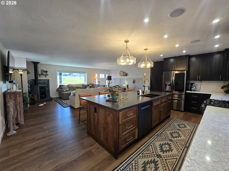 230 Hogans Aly, Dufur, OR 97021 - #2