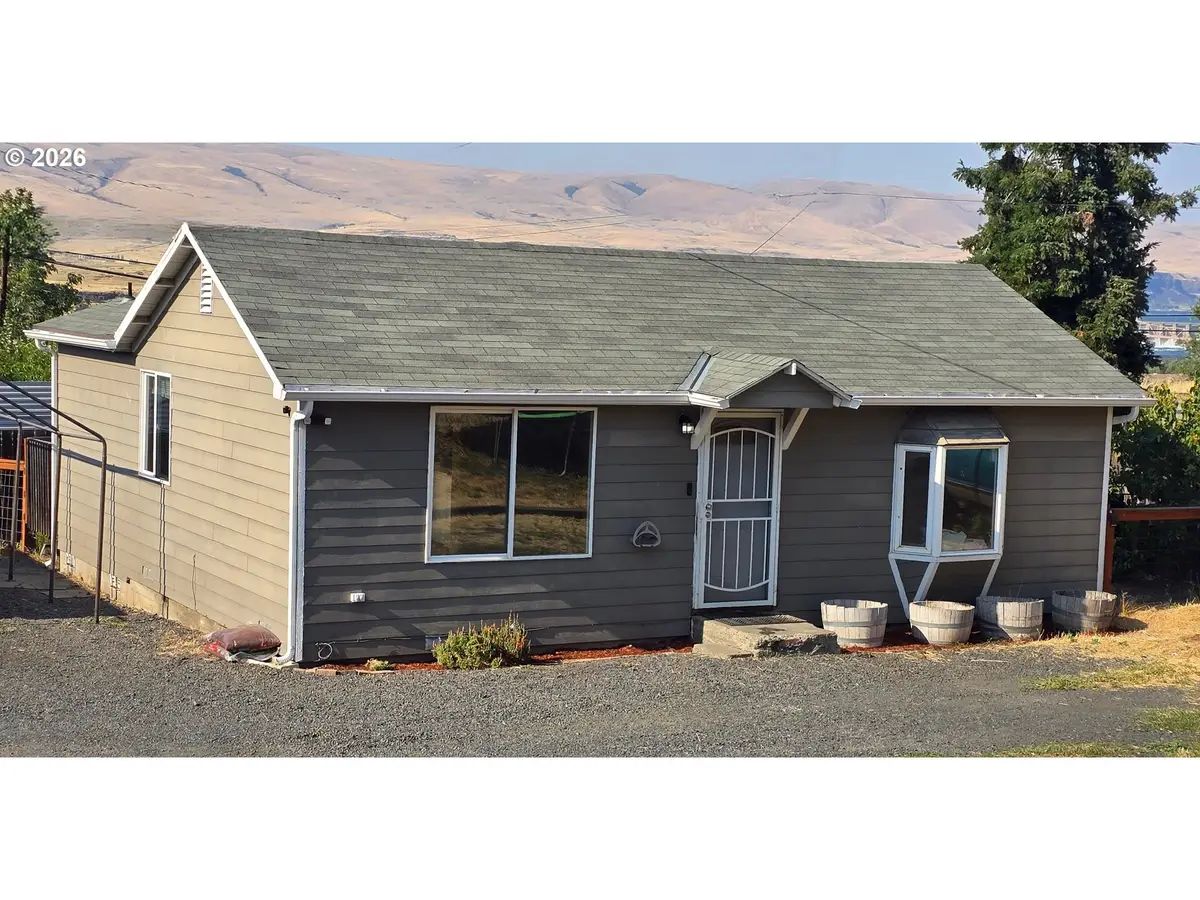 2001 E 10th St, The Dalles, OR 97058 - #1