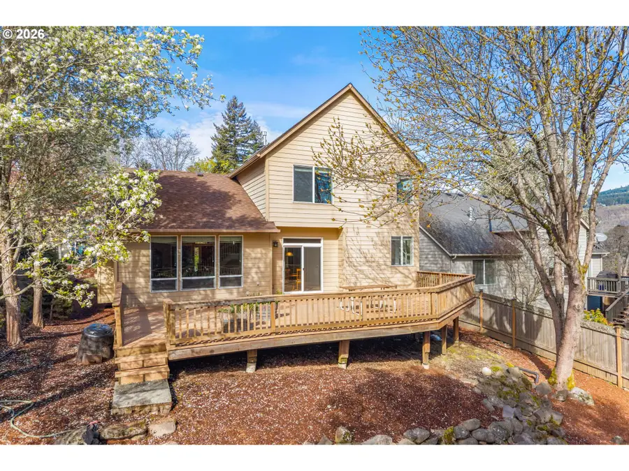 505 Dogwood Rd, Hood River, OR 97031 - #2