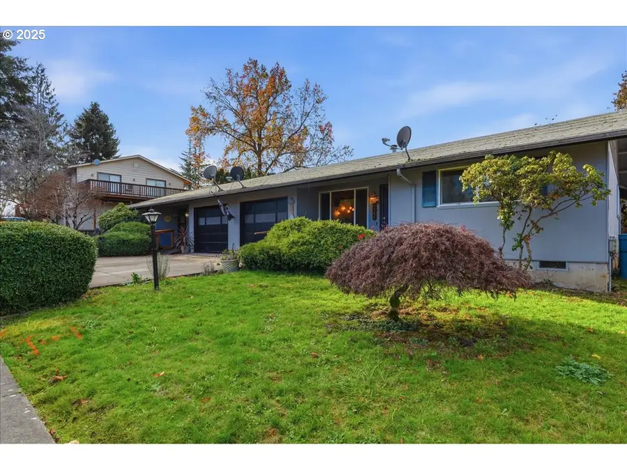 6155 SW Shannon Ct, Beaverton, OR 97008 - Image #2