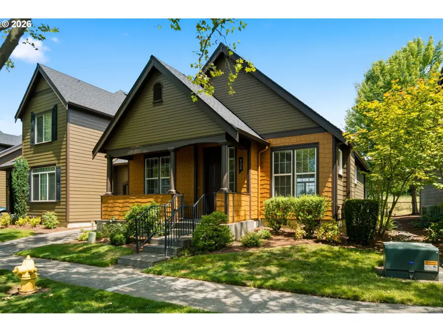 738 NE 73rd Ave, Hillsboro, OR 97124 - #2