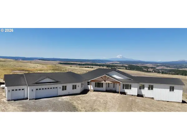 823 Horseshoe Bend Rd, Centerville, WA 98613