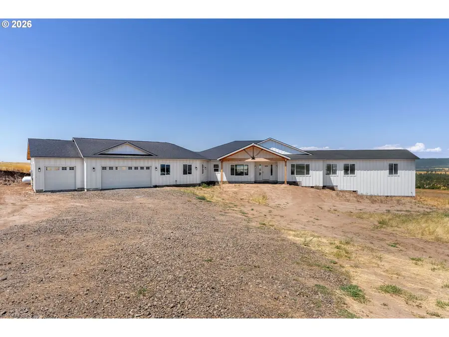 823 Horseshoe Bend Rd, Centerville, WA 98613 - #3