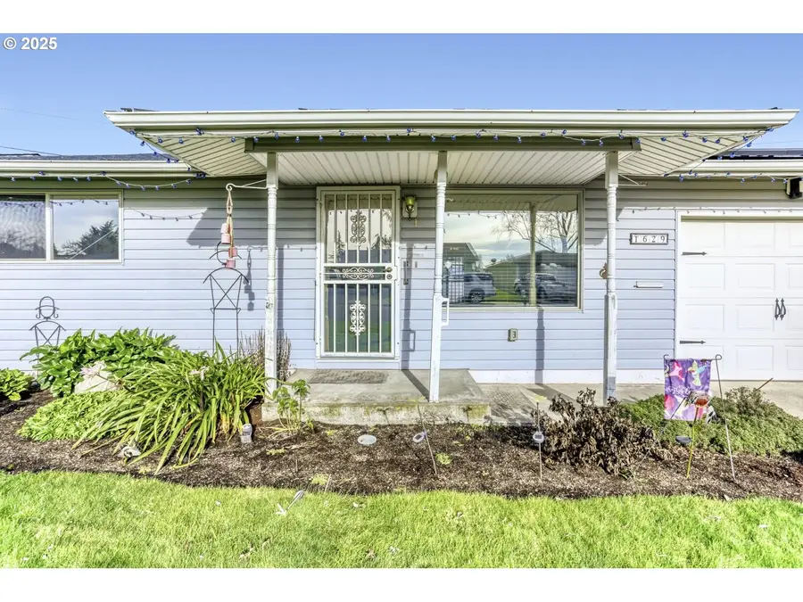 1629 Newport Way, Woodburn, OR 97071 - Image #2