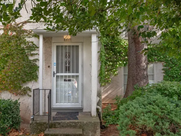 6807 NE Broadway, Portland, OR 97213