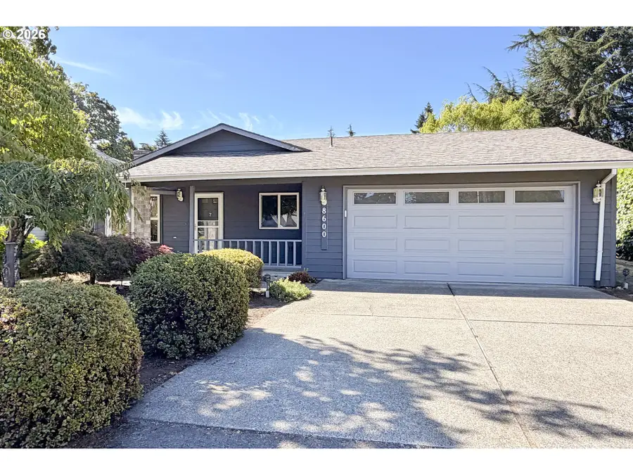 8600 SE Hood St, Clackamas, OR 97015 - #2