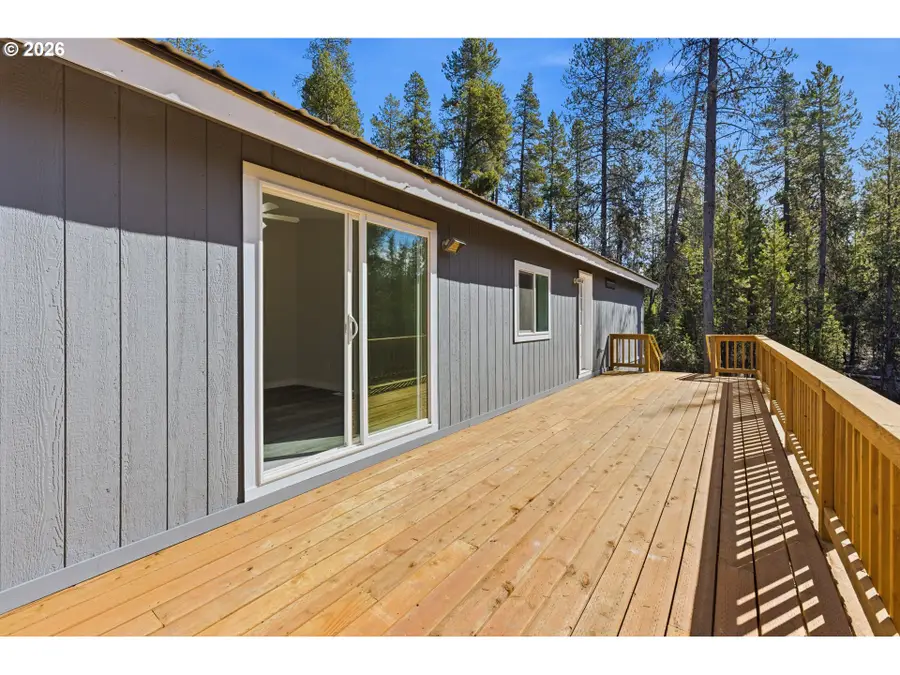 17717 Highway 58, Crescent Lake, OR 97733 - #2