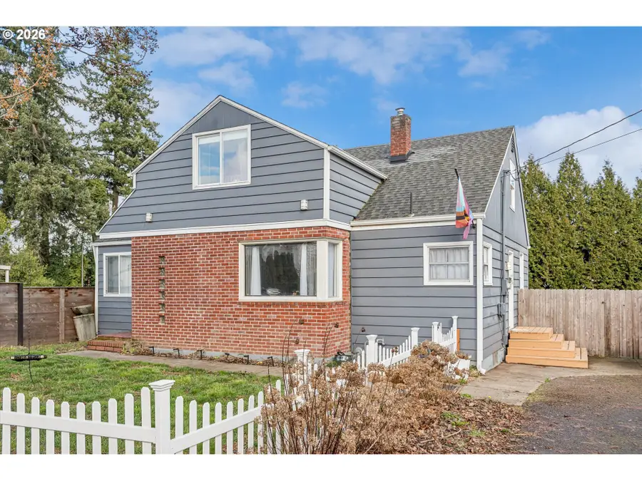 18418 SE Blanton St, Milwaukie, OR 97267 - #3