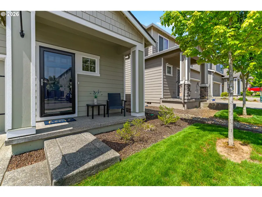 1228 W 16th Ave, La Center, WA 98629 - #3