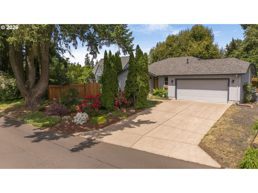 325 Bushnell Ln, Eugene, OR 97404 - #2