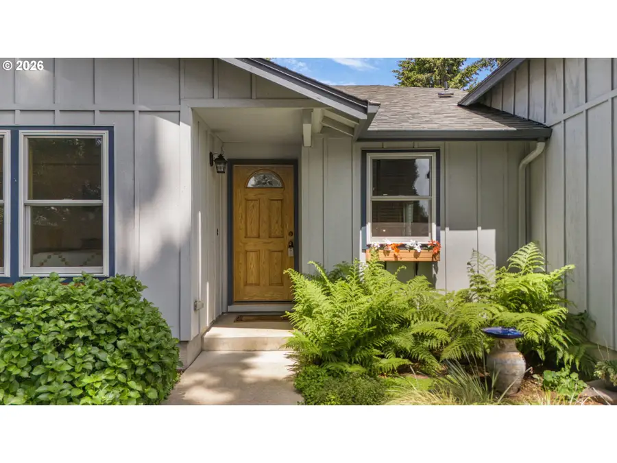 325 Bushnell Ln, Eugene, OR 97404 - #3
