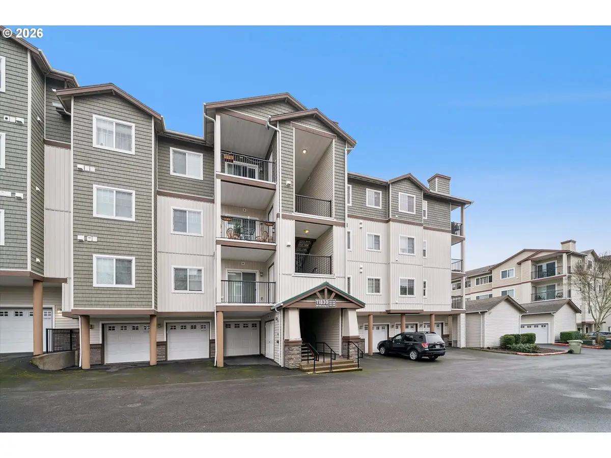 11830 NW Holly Springs Ln #206, Portland, OR 97229 - Image #1