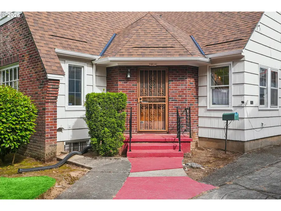 5809 SE Taylor St, Portland, OR 97215 - #3