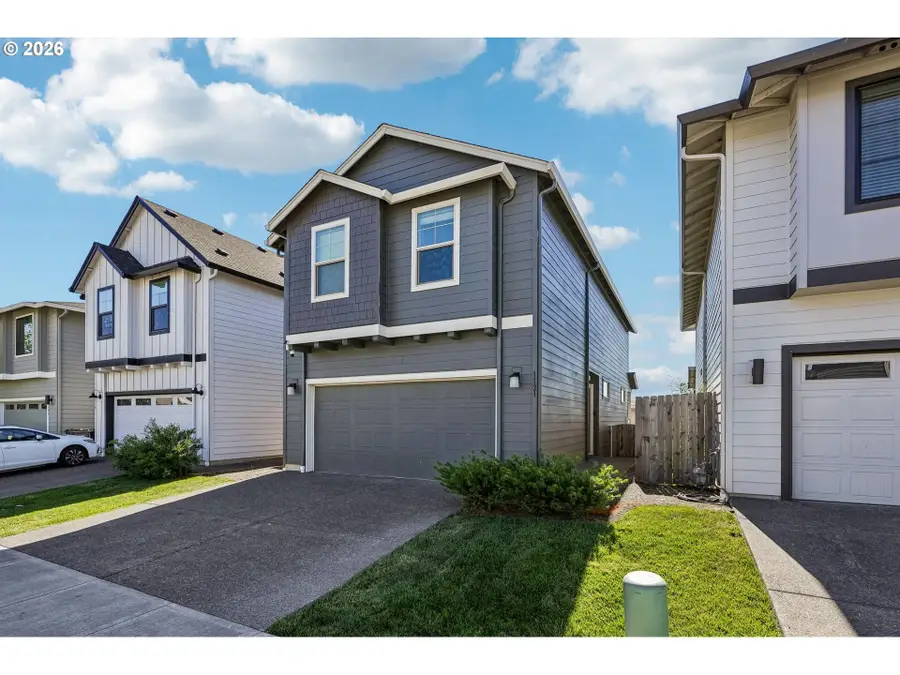 1121 N Auburn Pl, Ridgefield, WA 98642 - #2