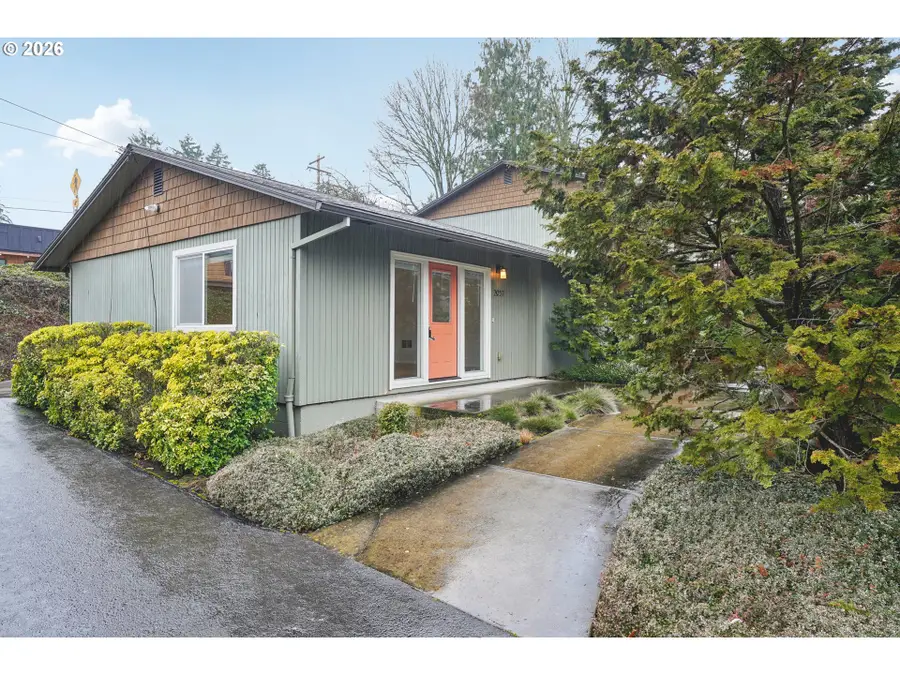 2937 SW Miles St #2, Portland, OR 97219 - Image #2