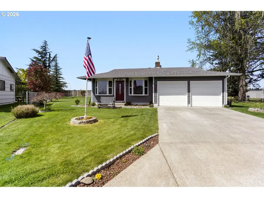 2233 Country Club Ter, Woodburn, OR 97071 - #2